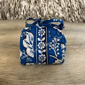 VERA BRADLEY Blue Lagoon 2011 All Wrapped Up Jewlery Roll Case White Floral Y2K